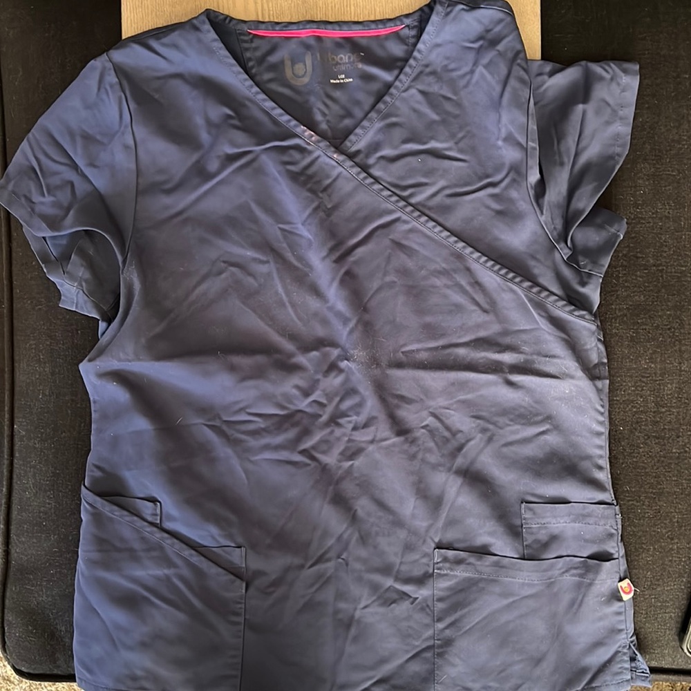 urbane dark navy scrubs size large
